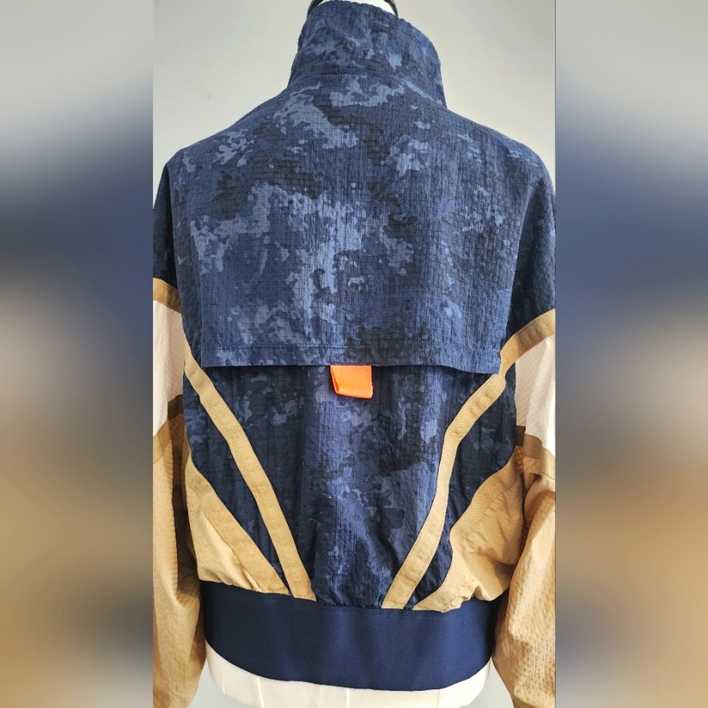 NIKE LOOSE FIT Women Jacket Size M Blue Long Sleeve Zip Pockets Nylon - Picture 10 of 15